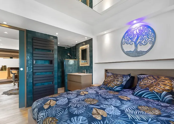 Blue Luxury House Port Nature Naturiste